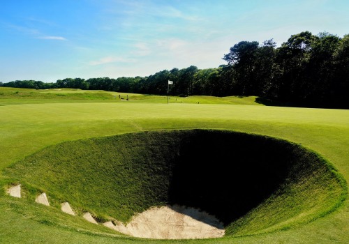 What Type of Sand is Used on Golf Course Bunkers in Baldwin County?